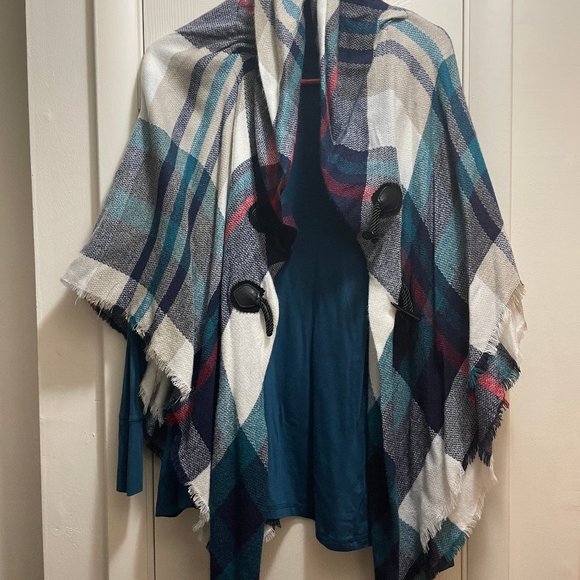Sweaters - Sweater poncho + Long sleeve shirt (2 piece)